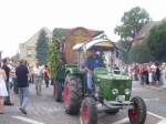 1908---festumzug/5180/die-winzer-mit-einem-alten-deutz Die Winzer mit einem alten Deutz Traktor im Festumzug anlsslich des Lauchaer Heimat-, Wein- und Schtzenfestes 2007; 19.08.2007